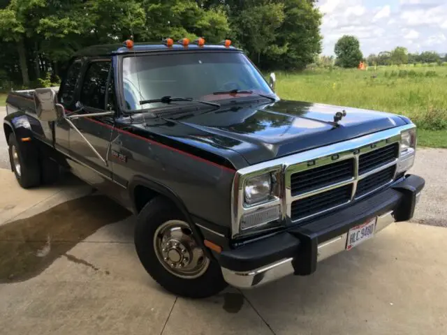 1993 cummins 3500 2wd ext cab near mint!!