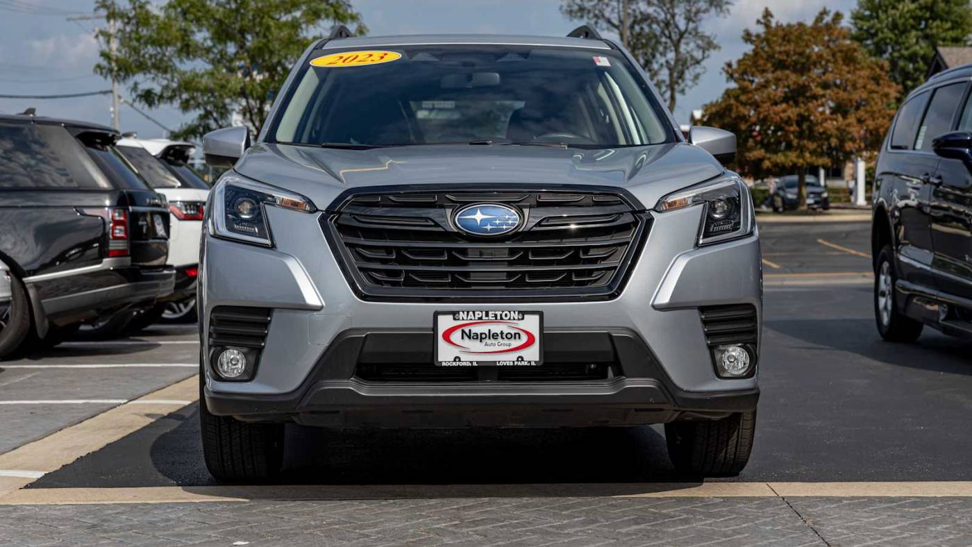 2023 subaru forester premium