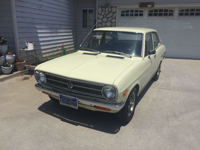 1973 datsun 1200