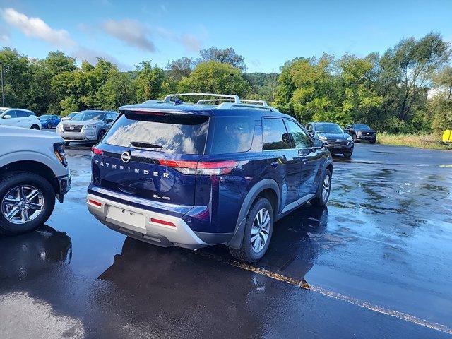 2023 nissan pathfinder sl