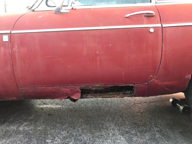 1973 mgb / gt for restoration