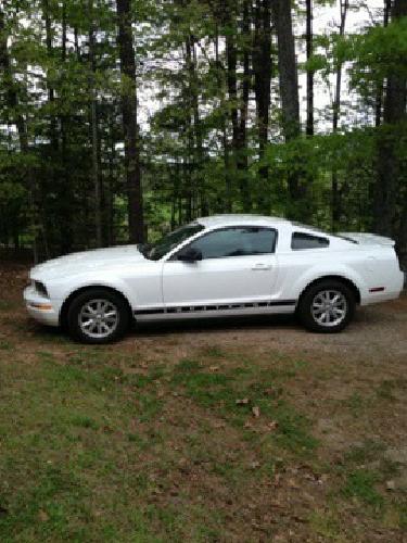 2007 white ford mustang in morganton, nc