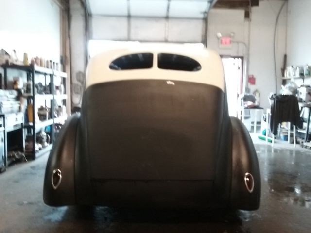 1939 deluxe unfinished gangster car,rust free