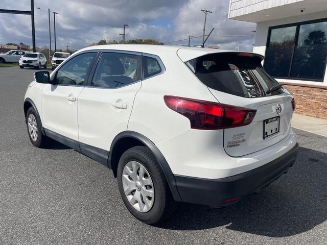 2018 nissan rogue sport s