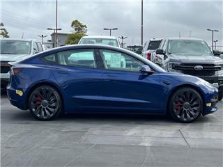 2022 Tesla Model 3 performance