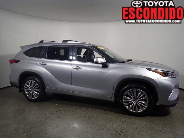 2023 toyota highlander