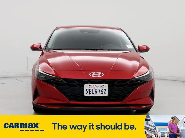2023 hyundai elantra se