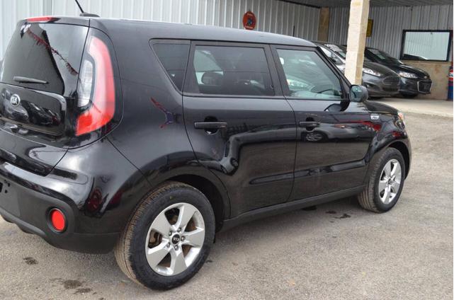 2019 kia soul base