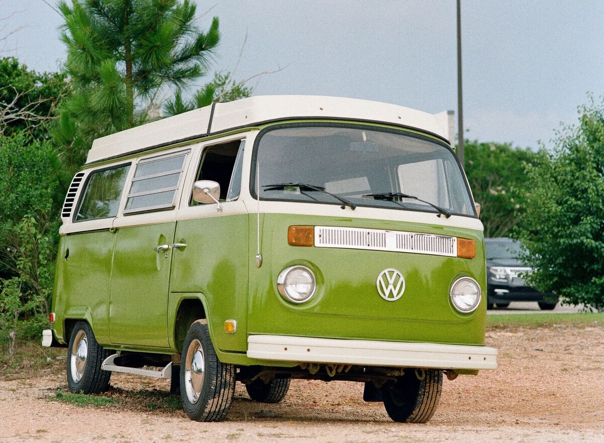 1976 volkswagen type 2 green rwd automatic