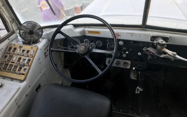 1978 international loadstar 1850 fire crew bus ( school bus )