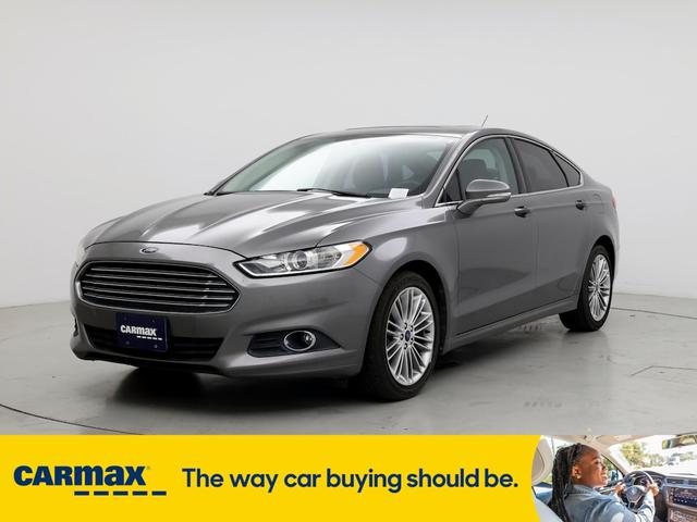 2013 ford fusion se