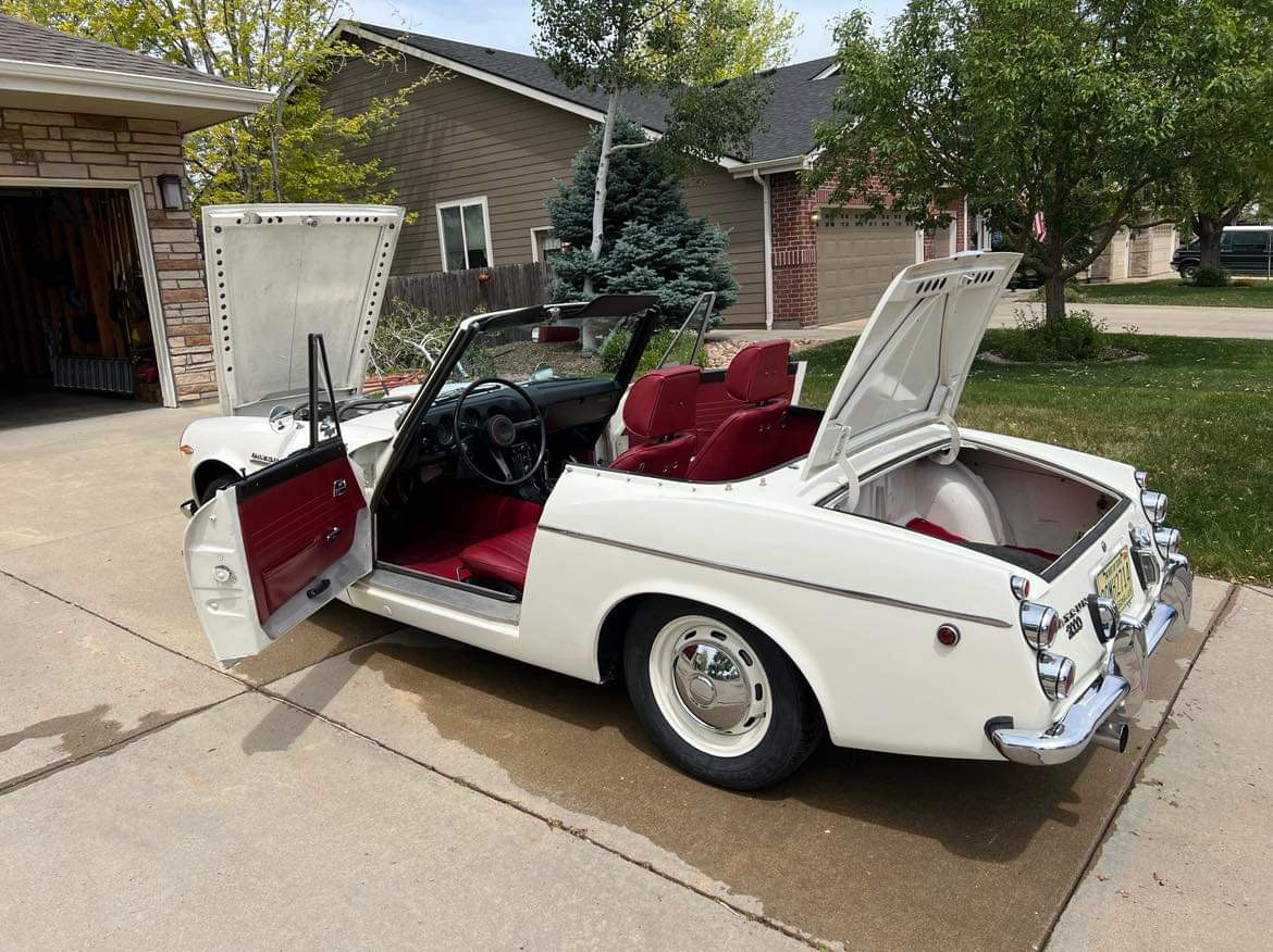 1969 datsun 2000 roadster