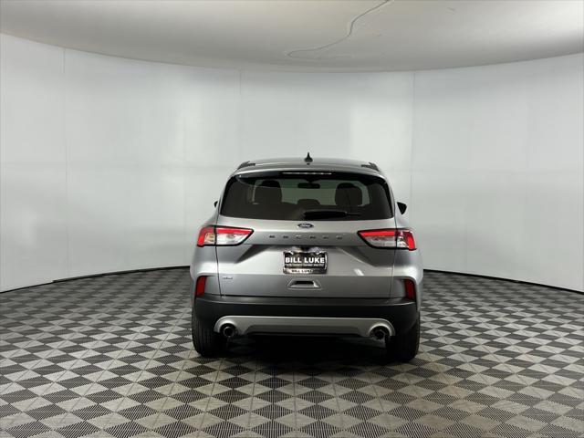2021 ford escape se
