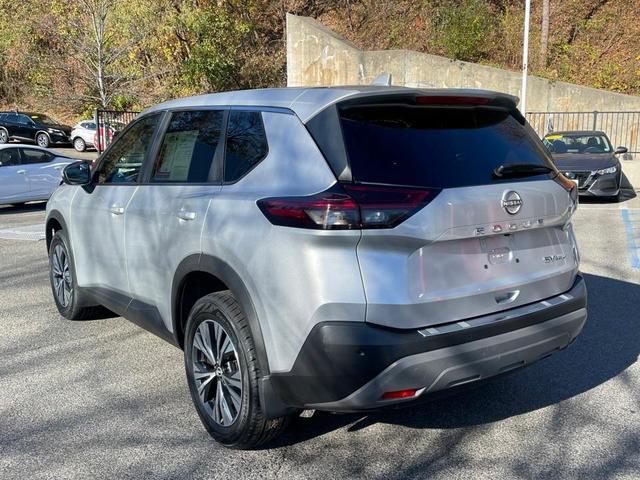 2022 nissan rogue sv