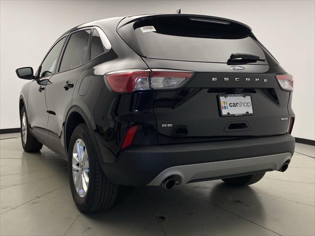 2022 ford escape se