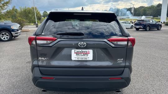 2024 Toyota RAV4 xle
