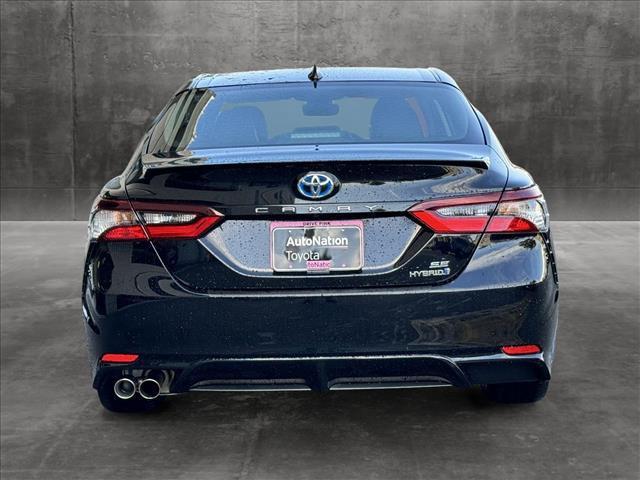 2022 toyota camry se