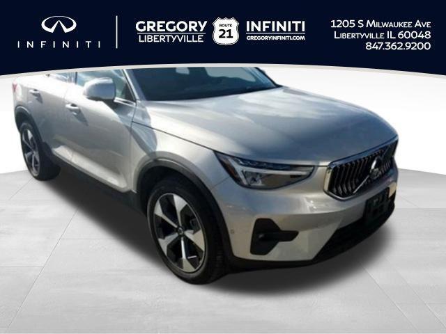 2024 volvo xc40 b5 plus bright theme