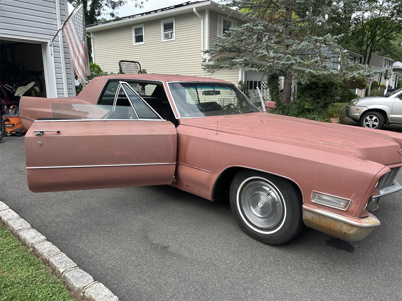 1968 cadillac coupe deville