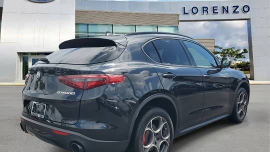 2022 Alfa Romeo Stelvio