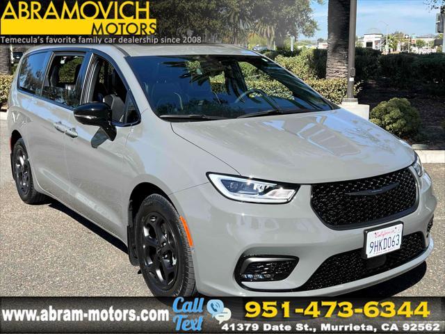 2023 chrysler pacifica hybrid limited