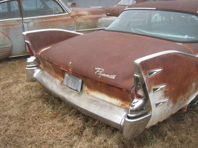 1960 plymouth golden commando belvedere 4 door sedan for parts or restoration