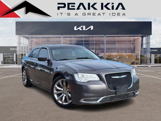 2017 chrysler 300 limited
