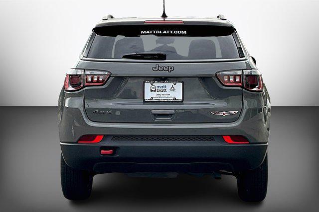 2021 jeep compass trailhawk