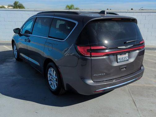2022 chrysler pacifica