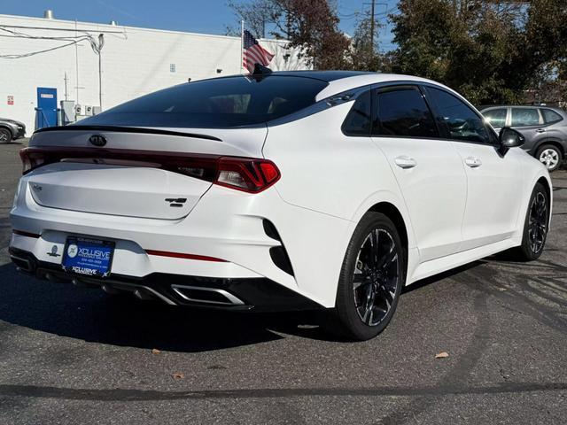 2021 kia k5 gt-line