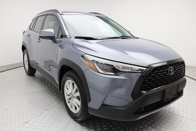 2022 toyota corolla cross le