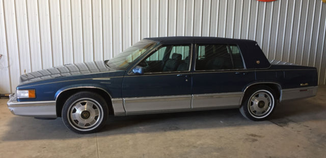 1993 cadillac deville - perfect condition - low miles