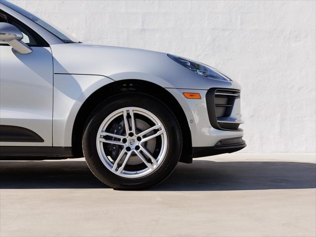 2024 porsche macan base