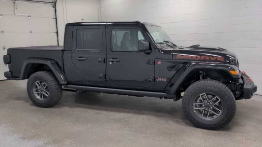 2024 Jeep Gladiator