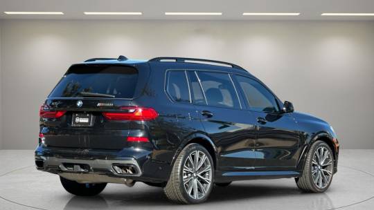 2022 BMW X7