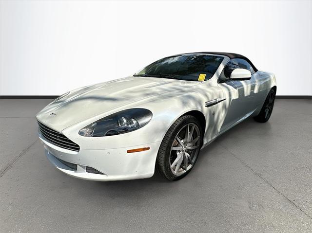 2011 aston martin db9 volante