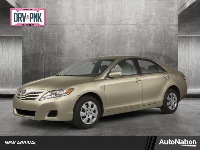 2011 toyota camry le