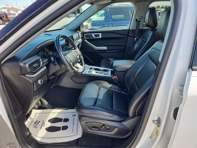 2021 ford explorer xlt