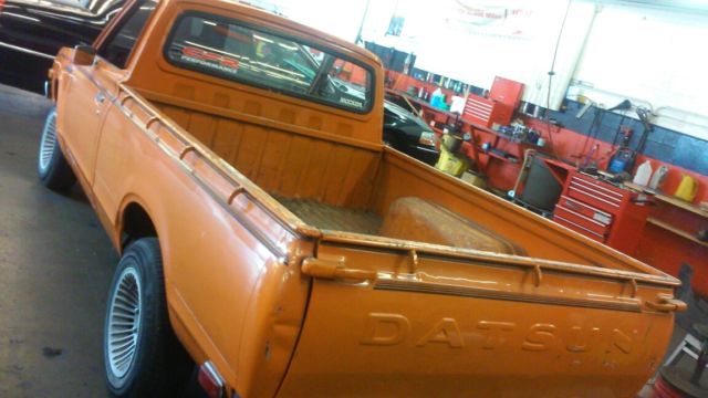 1977 datsun pick up truck
