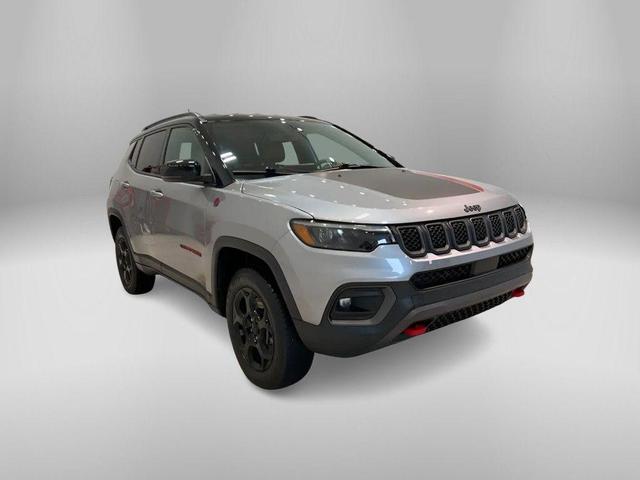 2023 jeep compass trailhawk