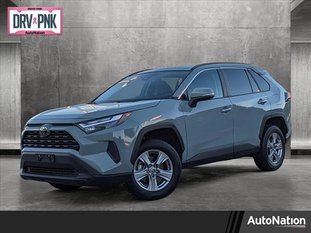 2022 toyota rav4 xle