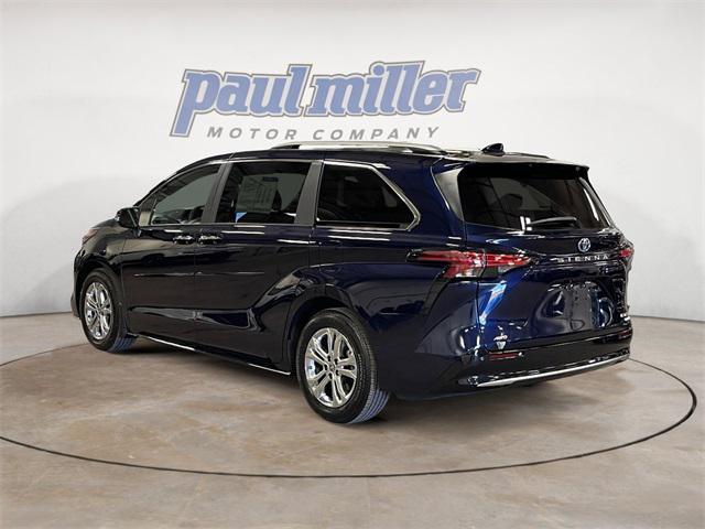 2024 toyota sienna platinum 7 passenger
