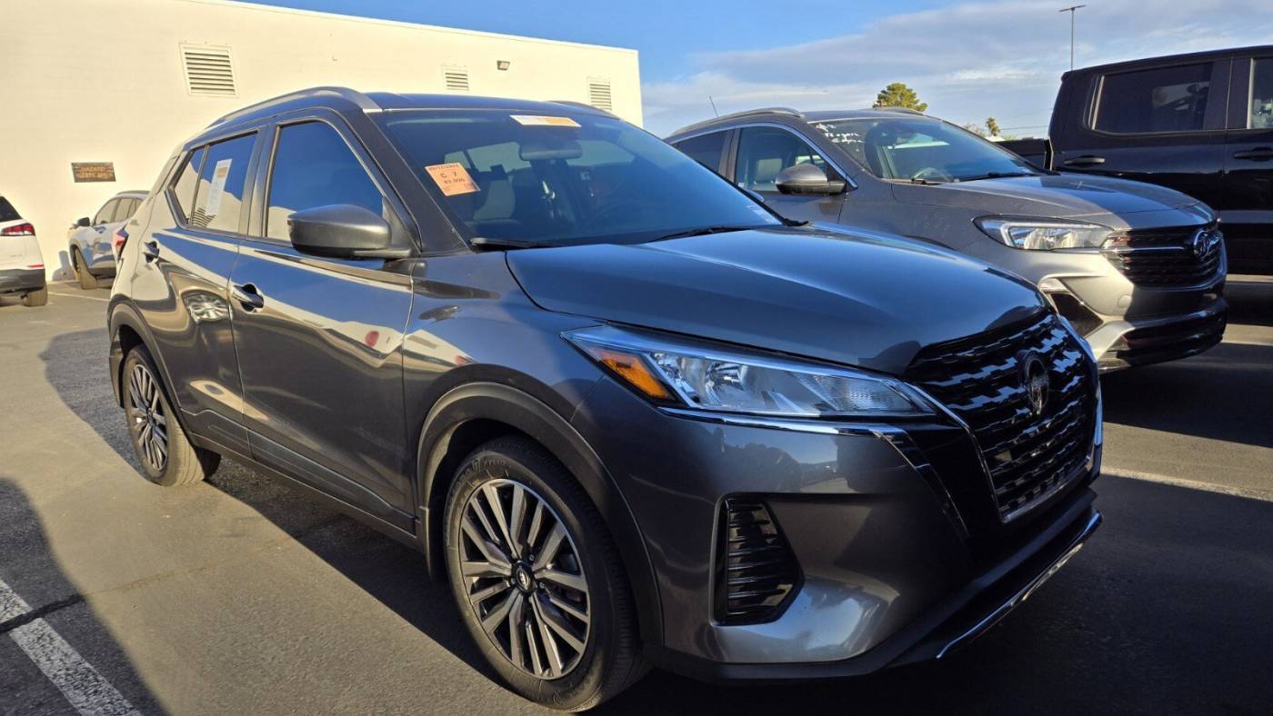 2022 nissan kicks sv