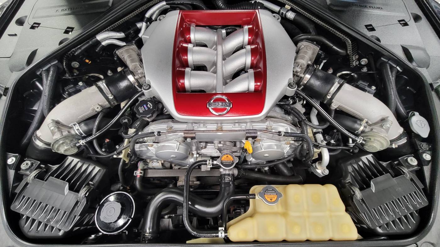 2013 nissan gt-r