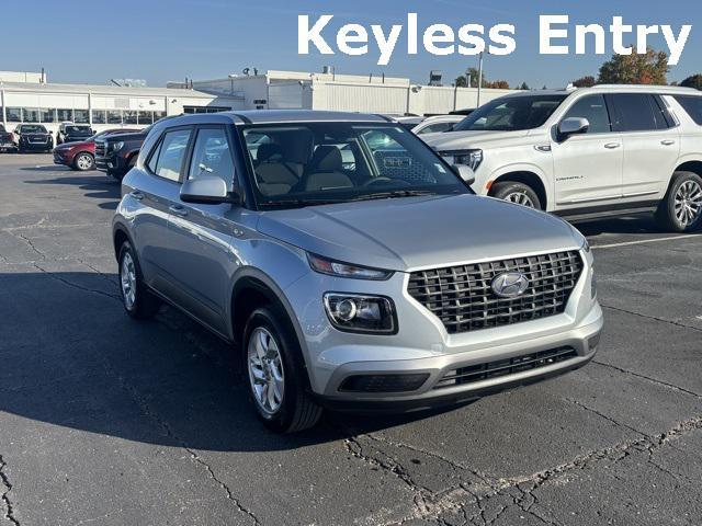 2022 hyundai venue se