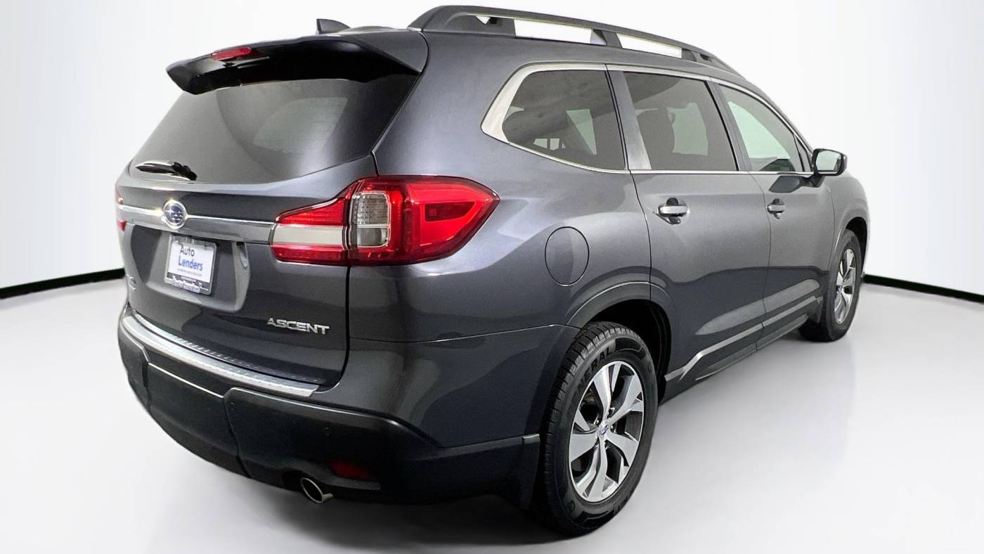 2021 subaru ascent premium 8-passenger