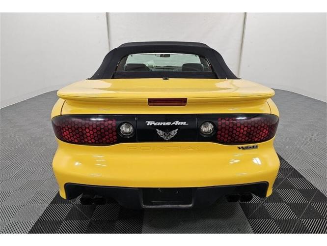 2002 pontiac firebird in hilton, new york