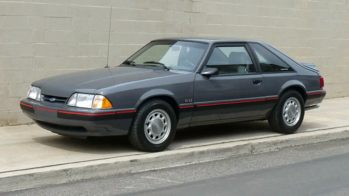 1989 ford mustang lx 5.0 * 5-speed * fully serviced. runs & drives excellent! gt