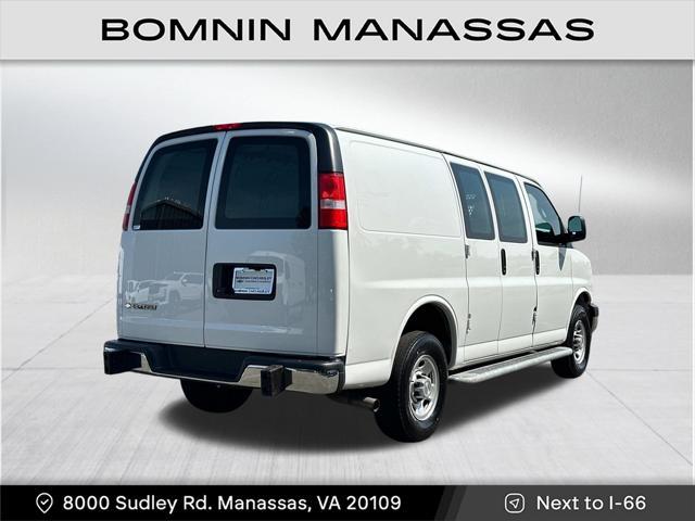 2022 chevrolet express 2500 rwd 2500 regular wheelbase wt