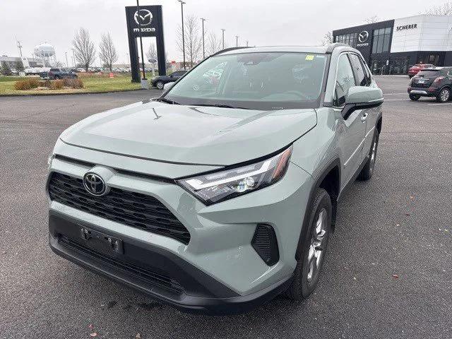2022 toyota rav4 xle